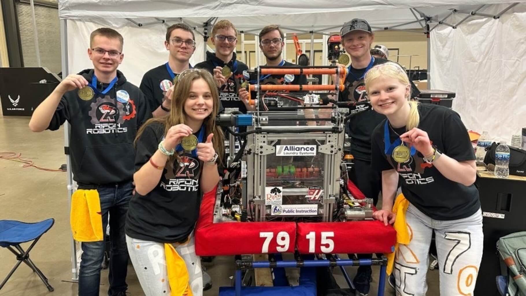 Ripon High School Robotics team sponsored by Alliance Laundry Systems