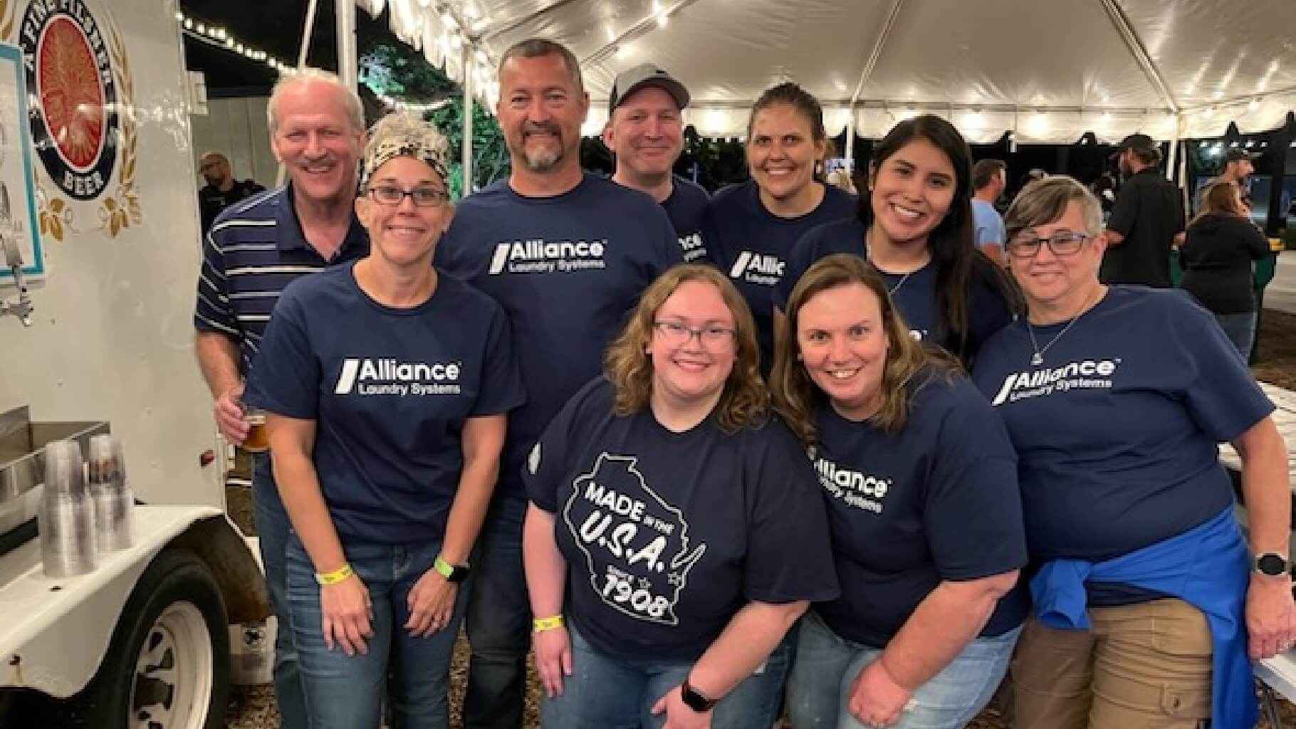 Alliance Laundry Systems volunteers at local event